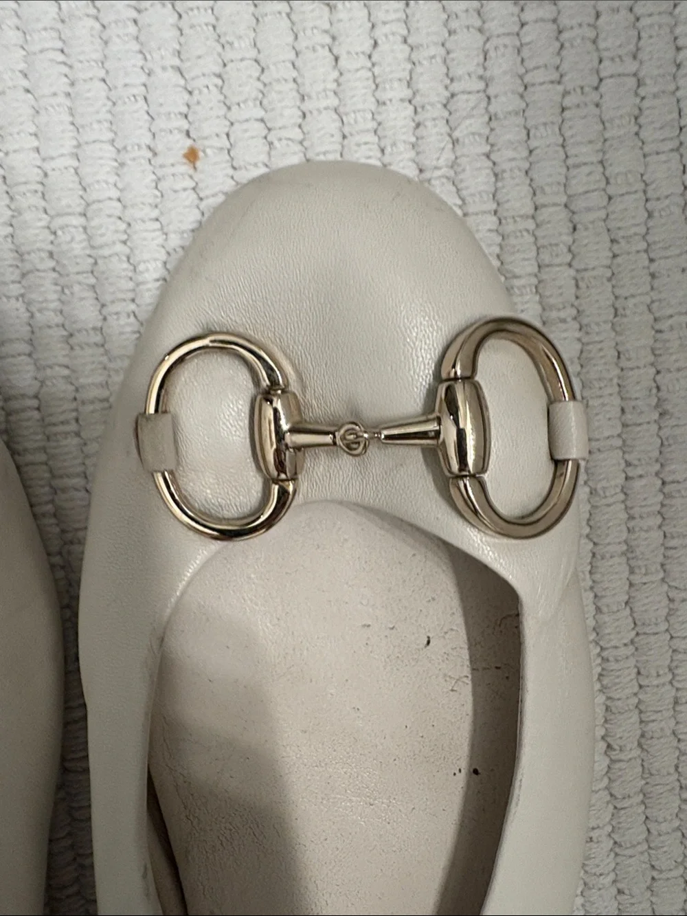 Gucci Cream Leather Ballet Flats with Silver Horsebit